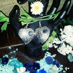 NWT-Pewter earrings❤